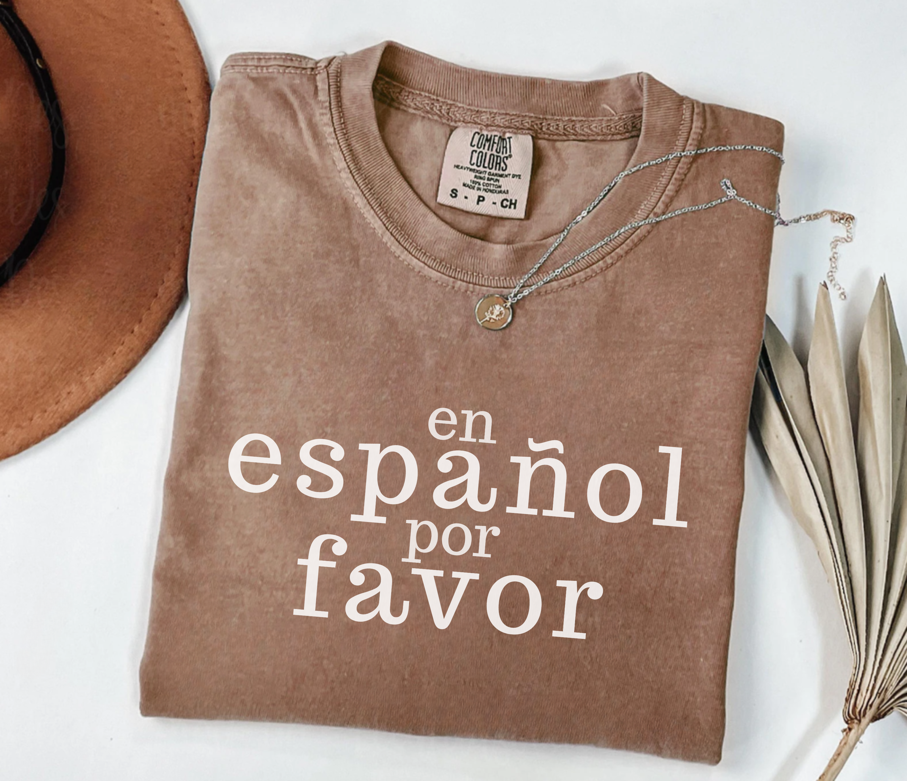 Embrace the Bilingual Vibes with the "En Español Por Favor" Premium Tee